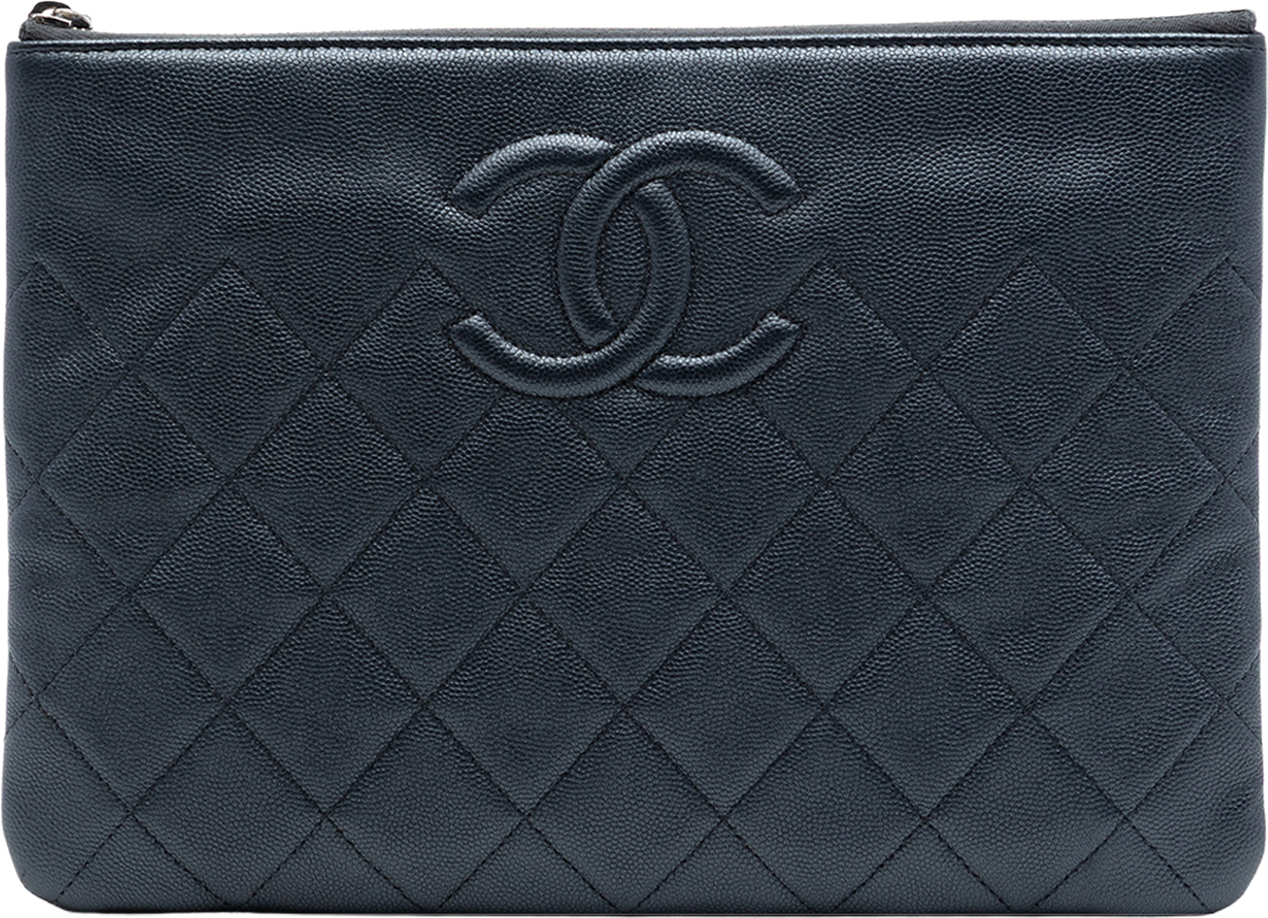 Chanel Medium Cc Quilted Caviar O Case Clutch, från Luxclusif, i färgen black.
