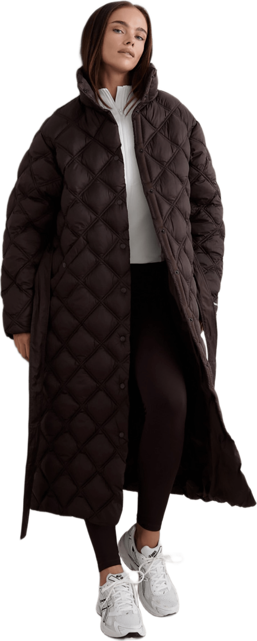 Quilted Coat, från aim'n, i färgen chocolate.