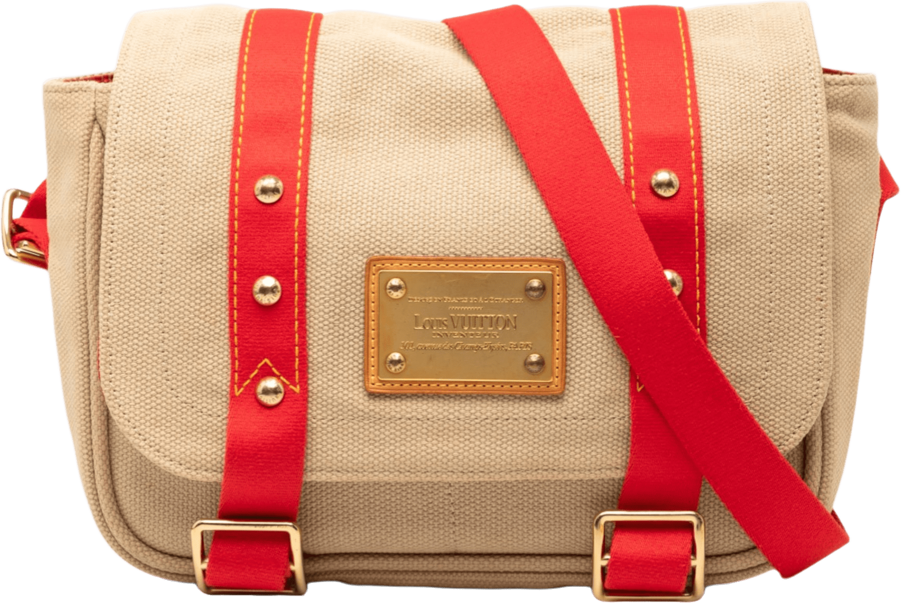 Louis Vuitton Antigua Besace Pm, från Luxclusif, i färgen beige.