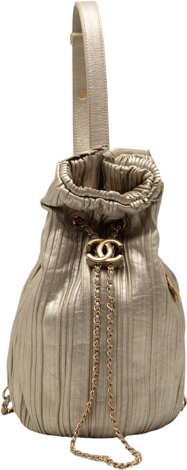 Chanel Small Metallic Calfskin Coco Pleats Drawstring Backpack, från Luxclusif, i färgen gold.