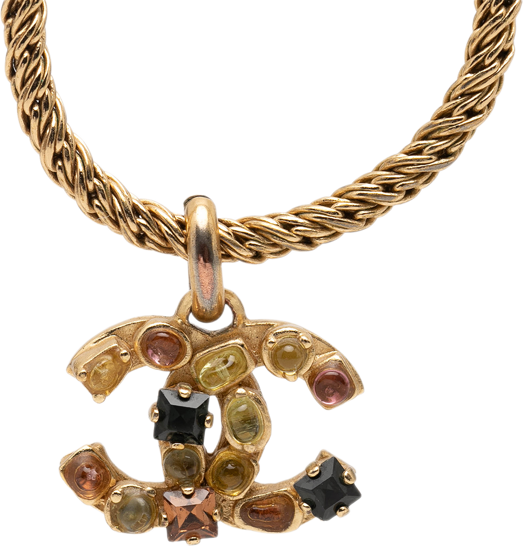 Chanel Cc Gold Plated Gripoix Pendant Necklace, från Luxclusif, i färgen gold.