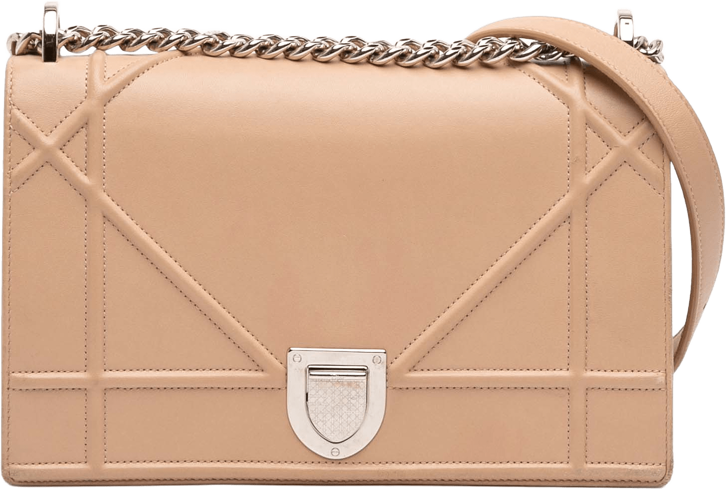 Dior Medium Smooth Calfskin Diorama Flap, från Luxclusif, i färgen beige.
