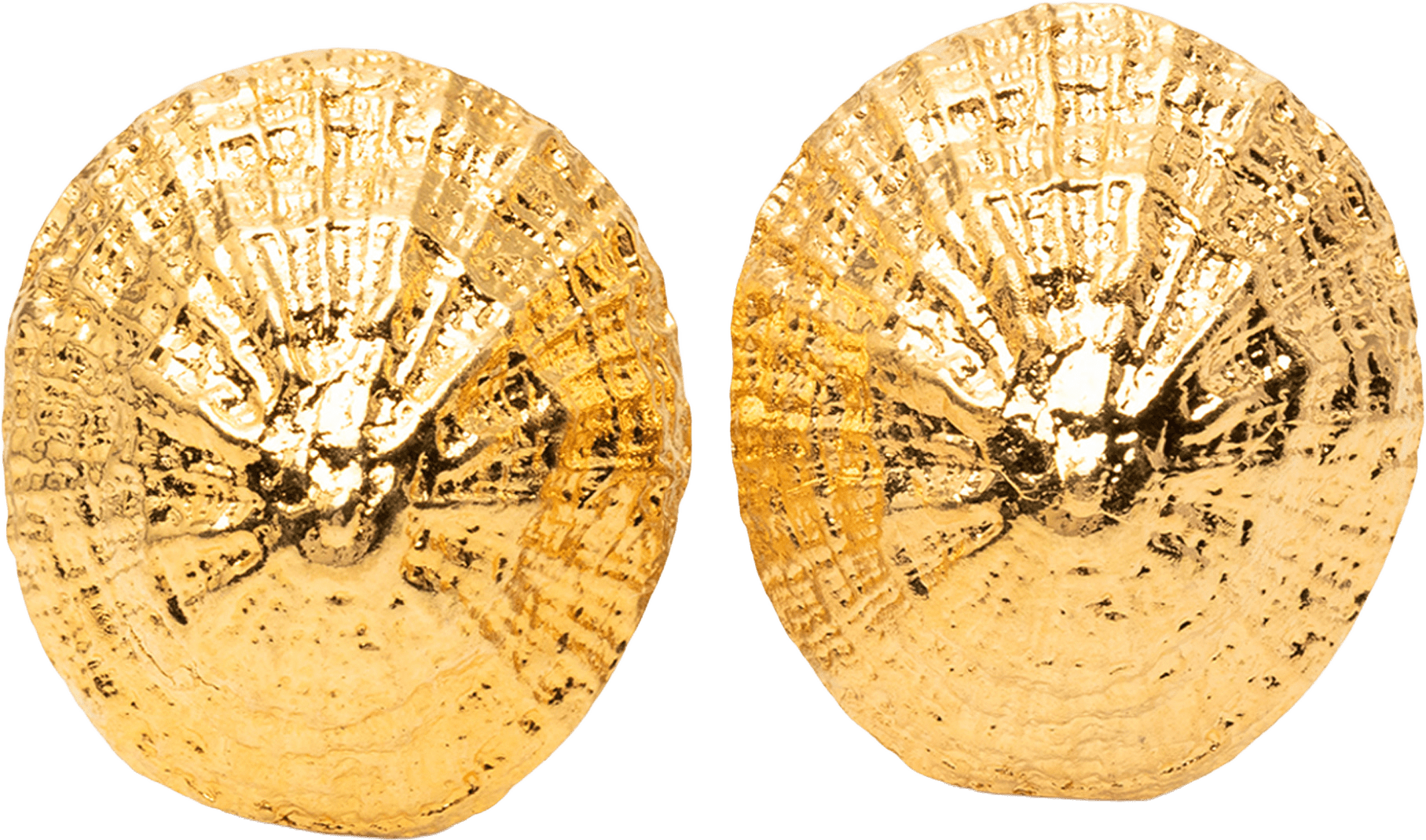 Hermès Gold Plated Shell Shaped Clip On Earrings, från Luxclusif, i färgen gold.