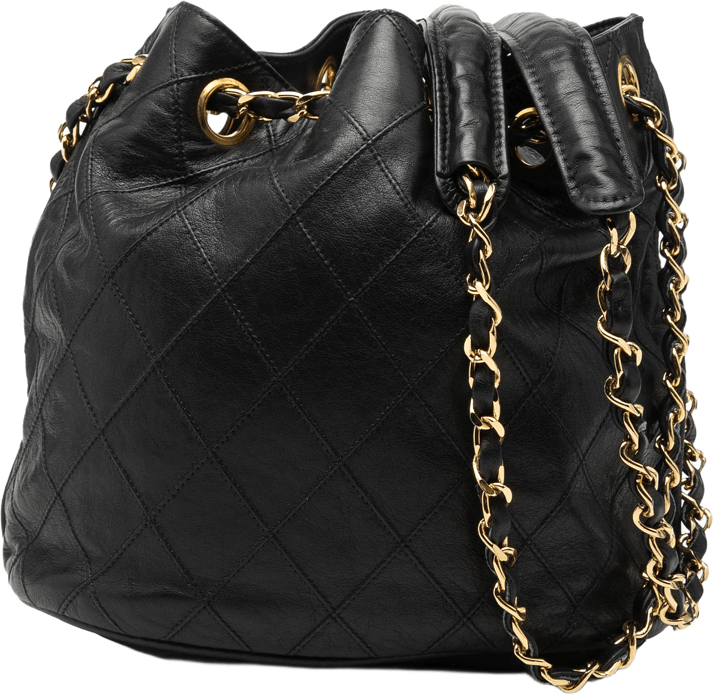 Chanel Quilted Lambskin Drawstring Chain Bucket Bag, från Luxclusif, i färgen black.