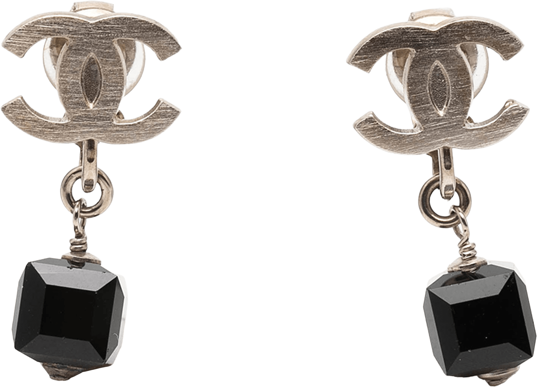 Chanel Cc Brass Cube Rhinestone Drop Clip On Earrings, från Luxclusif, i färgen silver.