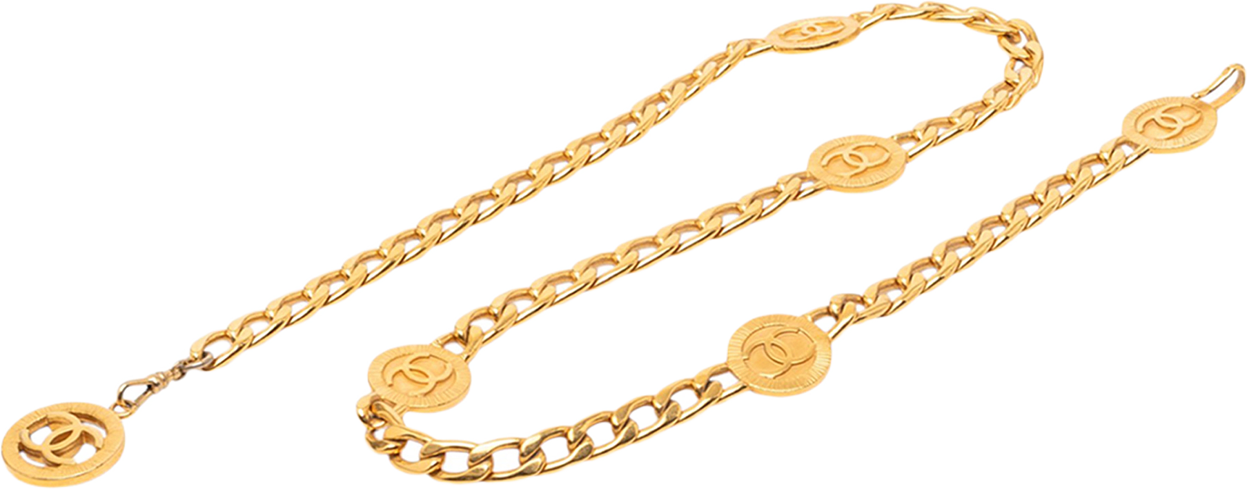 Chanel Cc Gold Plated Chain Link Station Belt, från Luxclusif, i färgen gold.