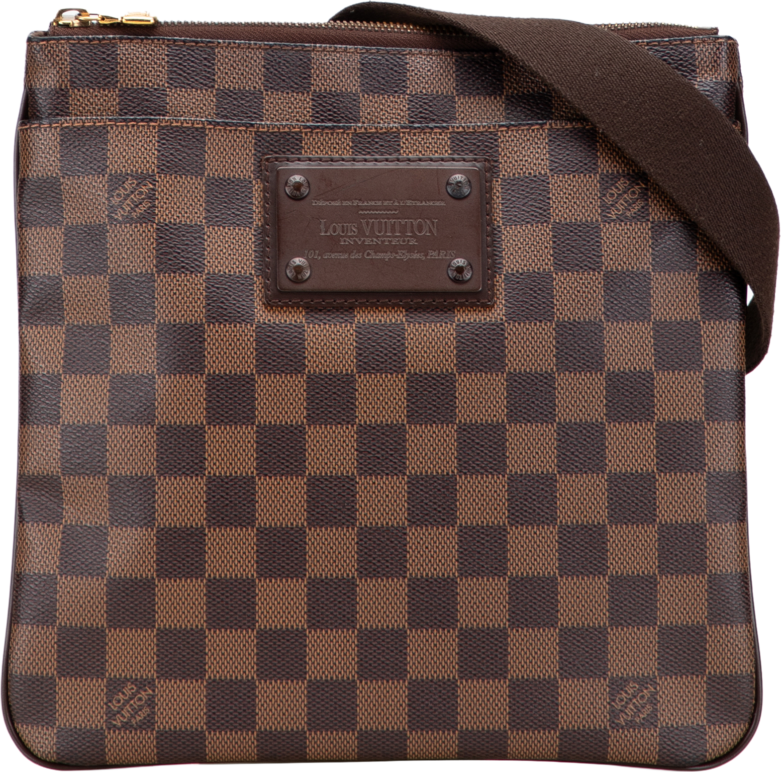 Louis Vuitton Damier Ebene Brooklyn Pochette, från Luxclusif, i färgen brown.