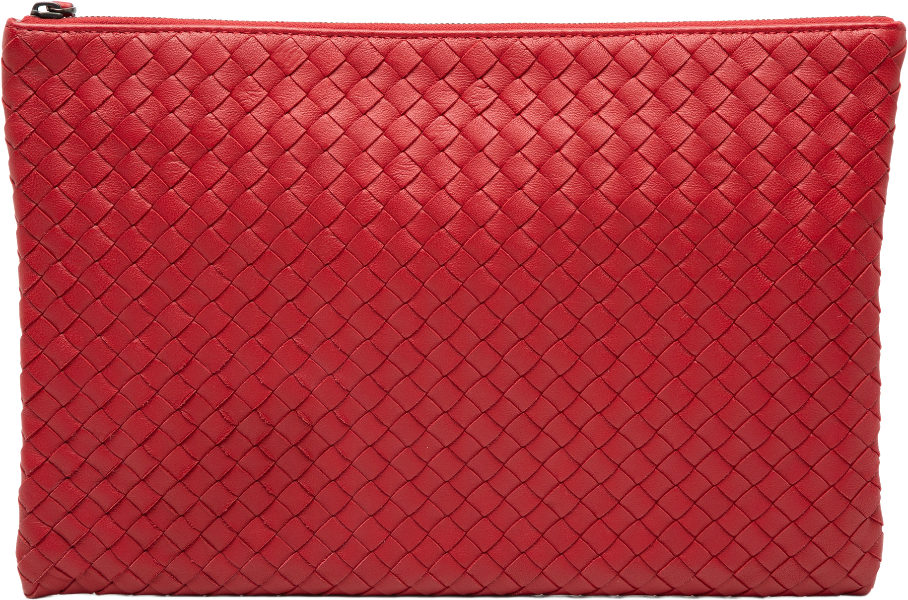 Bottega Veneta Nappa Intrecciato Clutch, från Luxclusif, i färgen red.