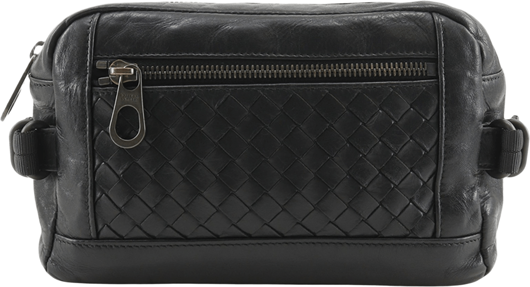 Bottega Veneta Nappa Intrecciato Belt Bag, från Luxclusif, i färgen black.