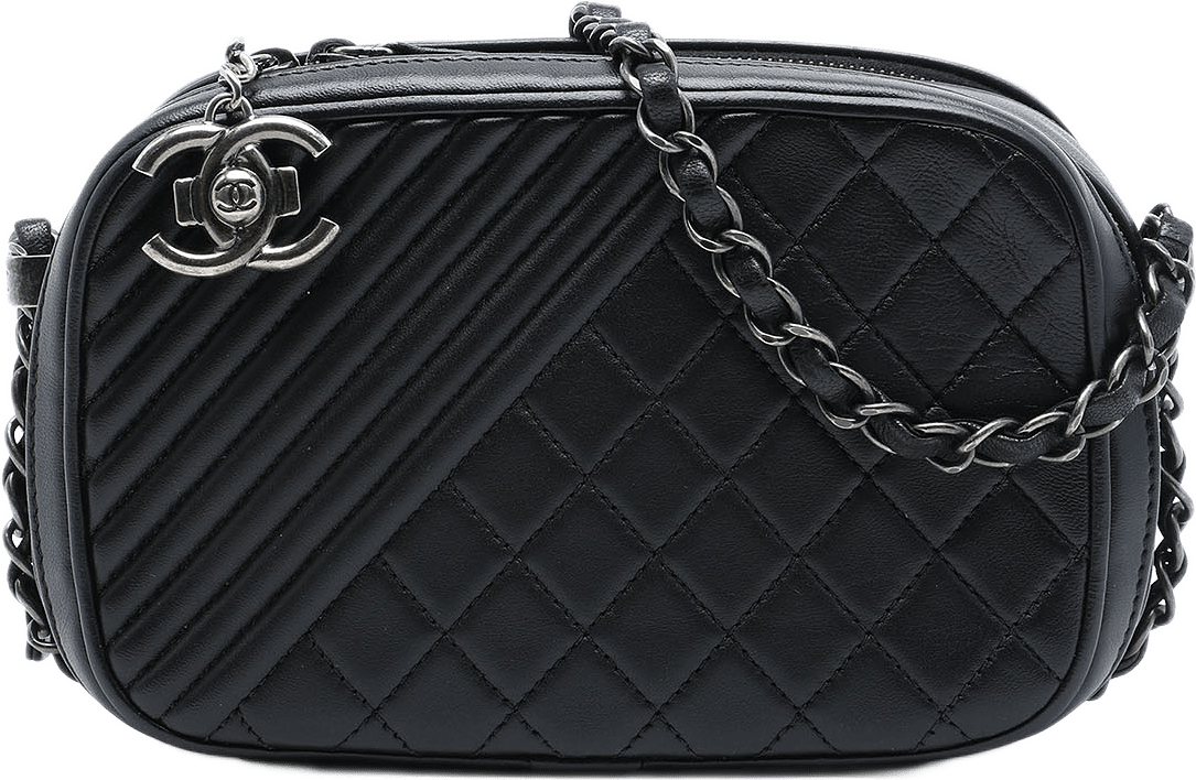 Chanel Small Quilted Lambskin Coco Boy Camera Bag, från Luxclusif, i färgen svart.