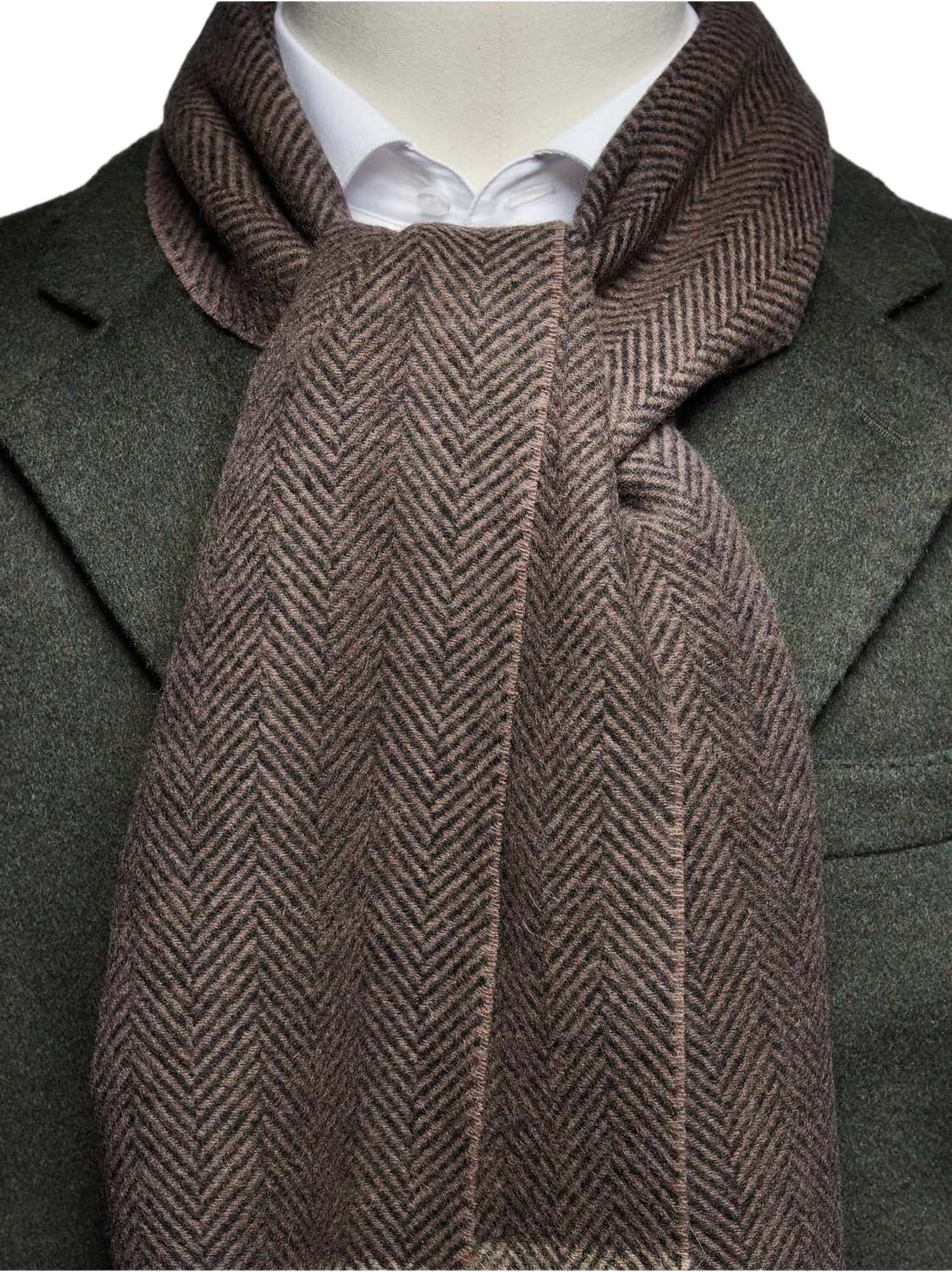 Winter Scarf, från John Henric, i färgen brown.