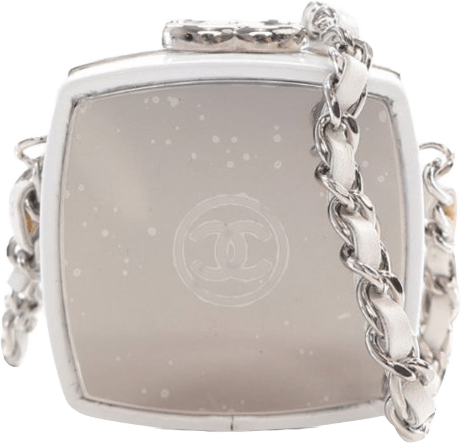 Chanel Patent Goatskin Make-up Box Clutch With Chain, från Luxclusif, i färgen white.