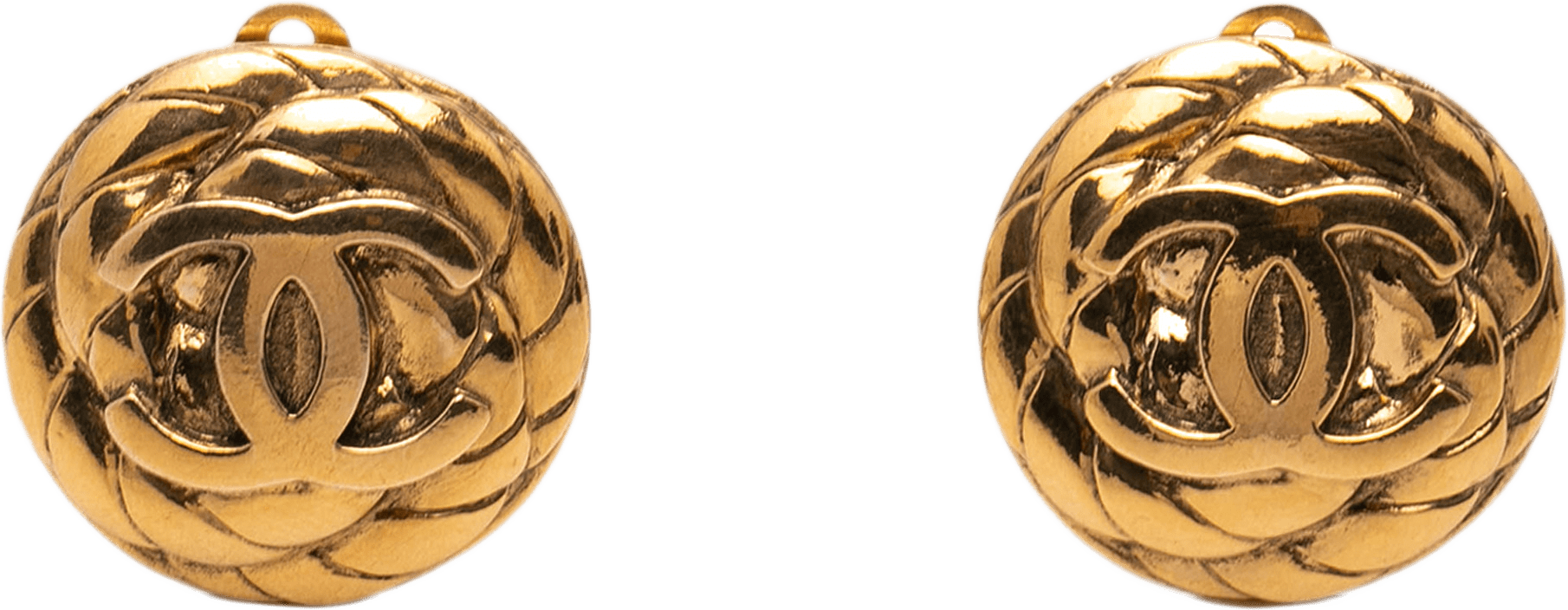 Chanel Cc Gold Plated Quilted Round Clip On Earrings, från Luxclusif, i färgen gold.