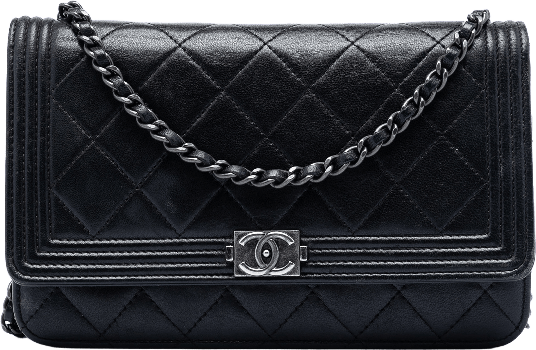 Chanel Quilted Lambskin Boy Wallet On Chain, från Luxclusif, i färgen black.