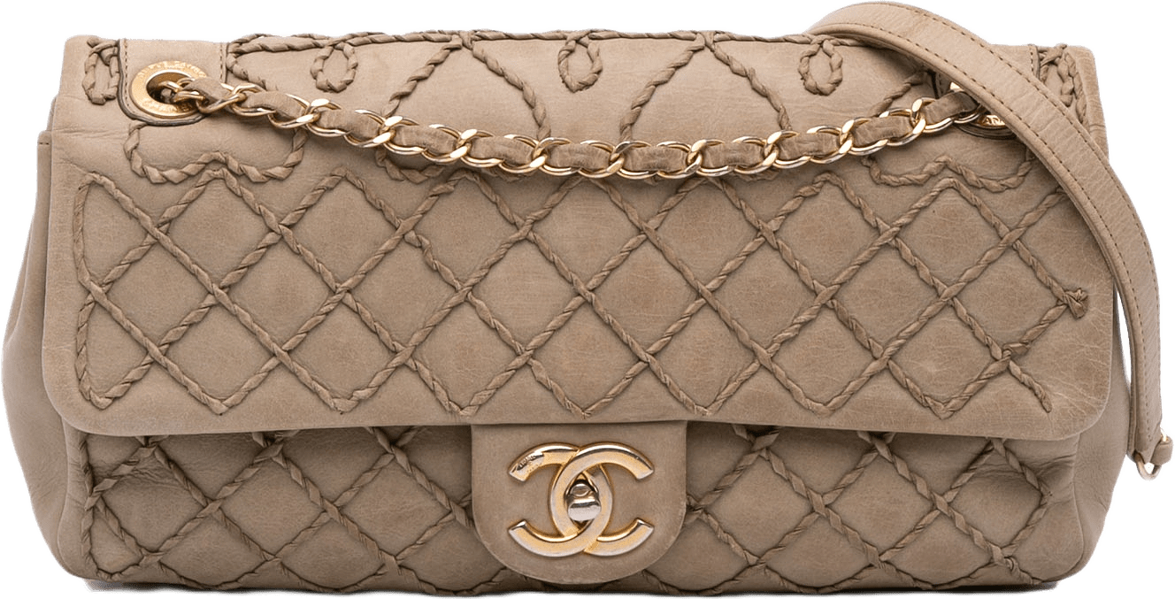 Chanel Calfskin Stitched Motif Flap, från Luxclusif, i färgen light brown.
