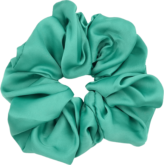 Satin Scrunchie Xl, från Complement, i färgen green.