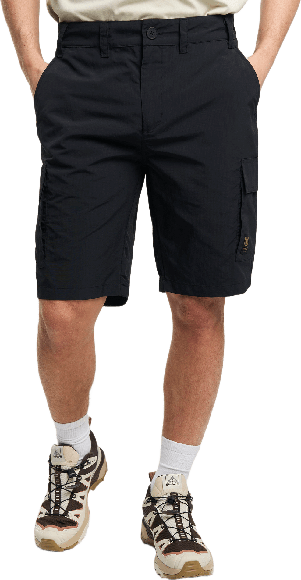 Travis Cargo Shorts Men, från Tenson, i färgen svart.