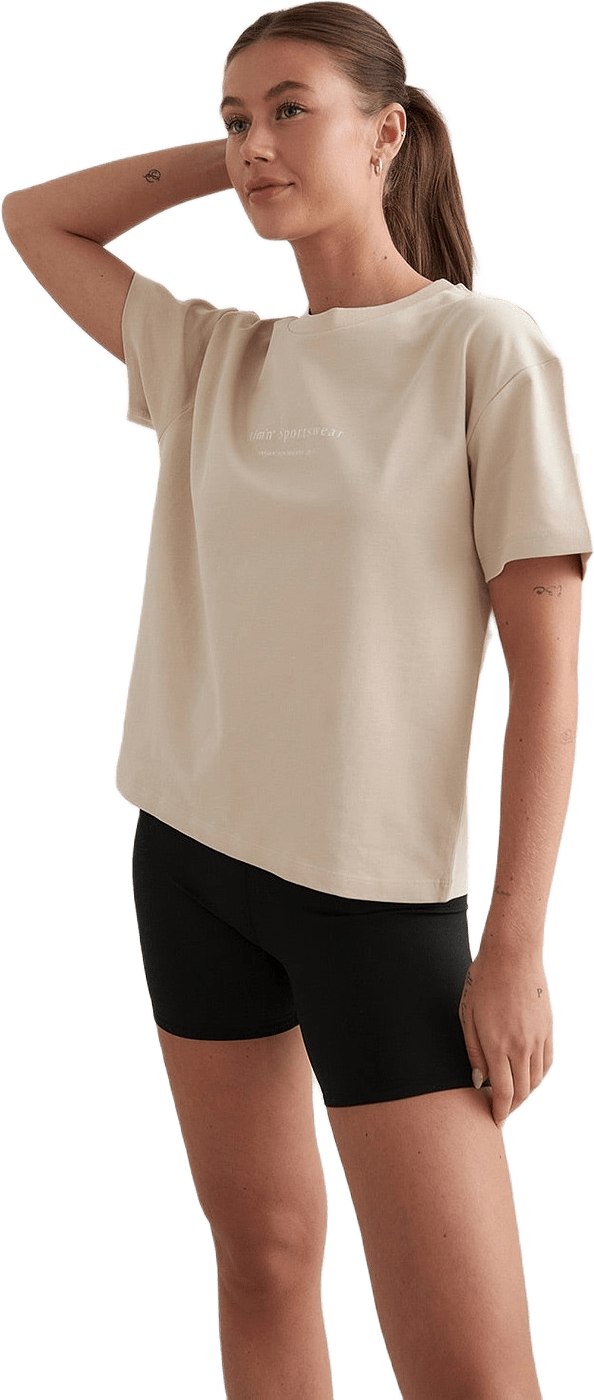 Serif Boxy T-shirt, från aim'n, i färgen café au lait.