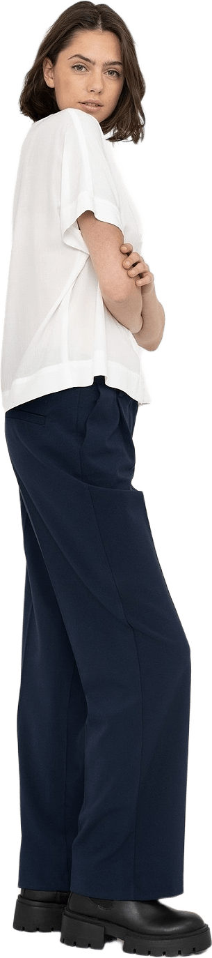 Srfreedom Ss Shirt, från Soft Rebels, i färgen snow white.