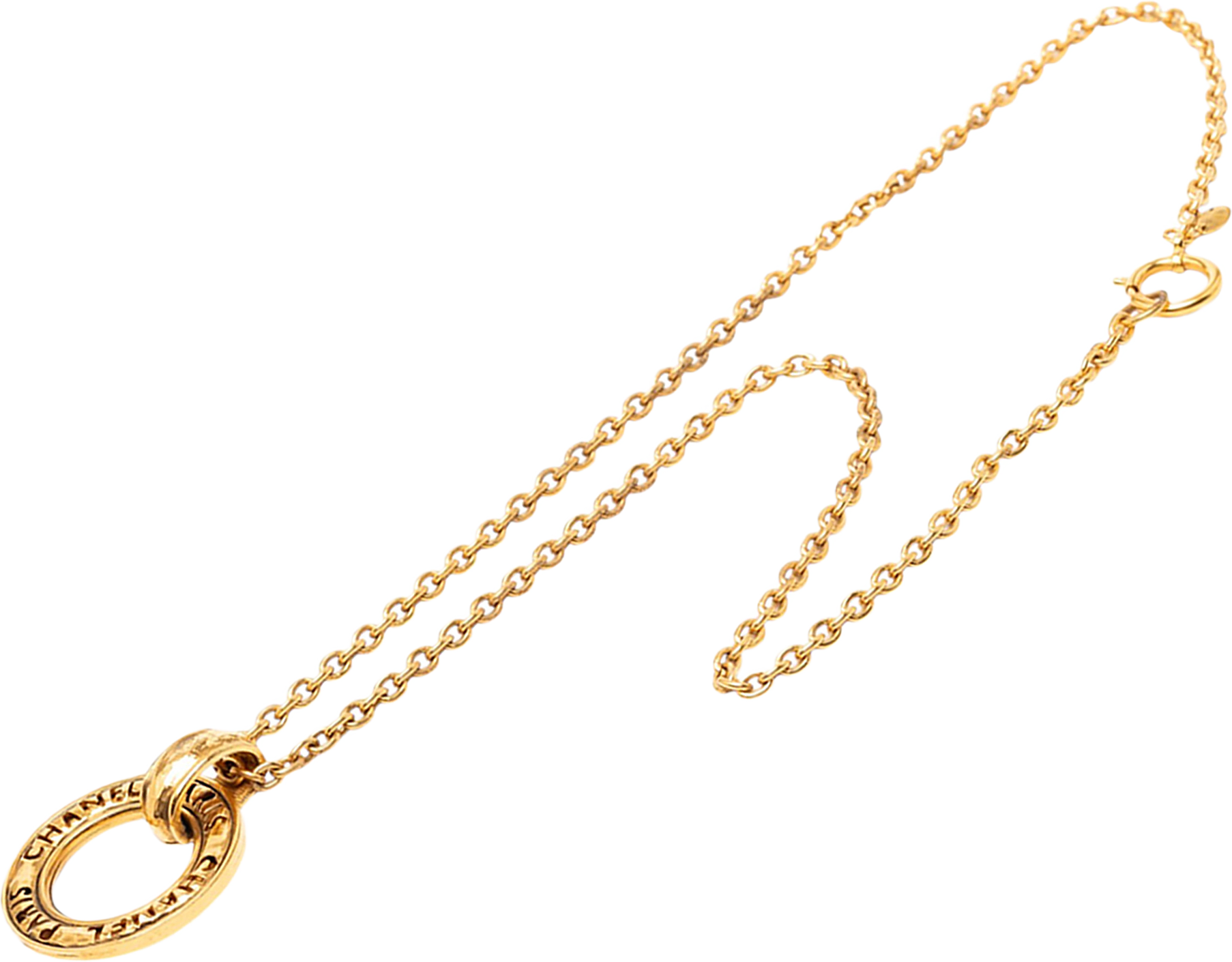 Chanel Gold Plated Cut Out Round Pendant Necklace, från Luxclusif, i färgen gold.