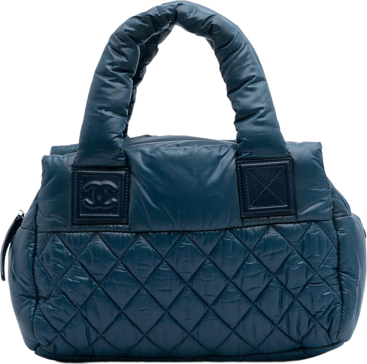 Chanel Small Quilted Nylon Coco Cocoon Tote, från Luxclusif, i färgen blue.