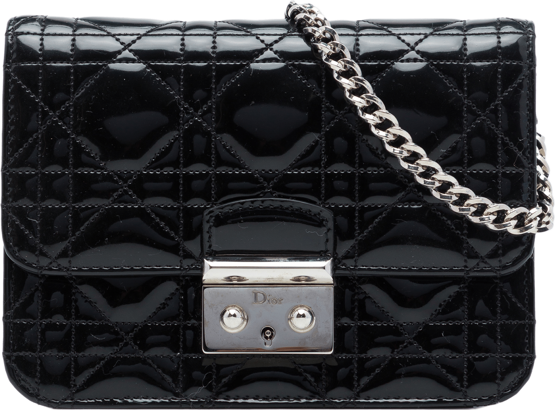 Dior Mini Patent Cannage Miss Dior Pouch, från Luxclusif, i färgen svart.