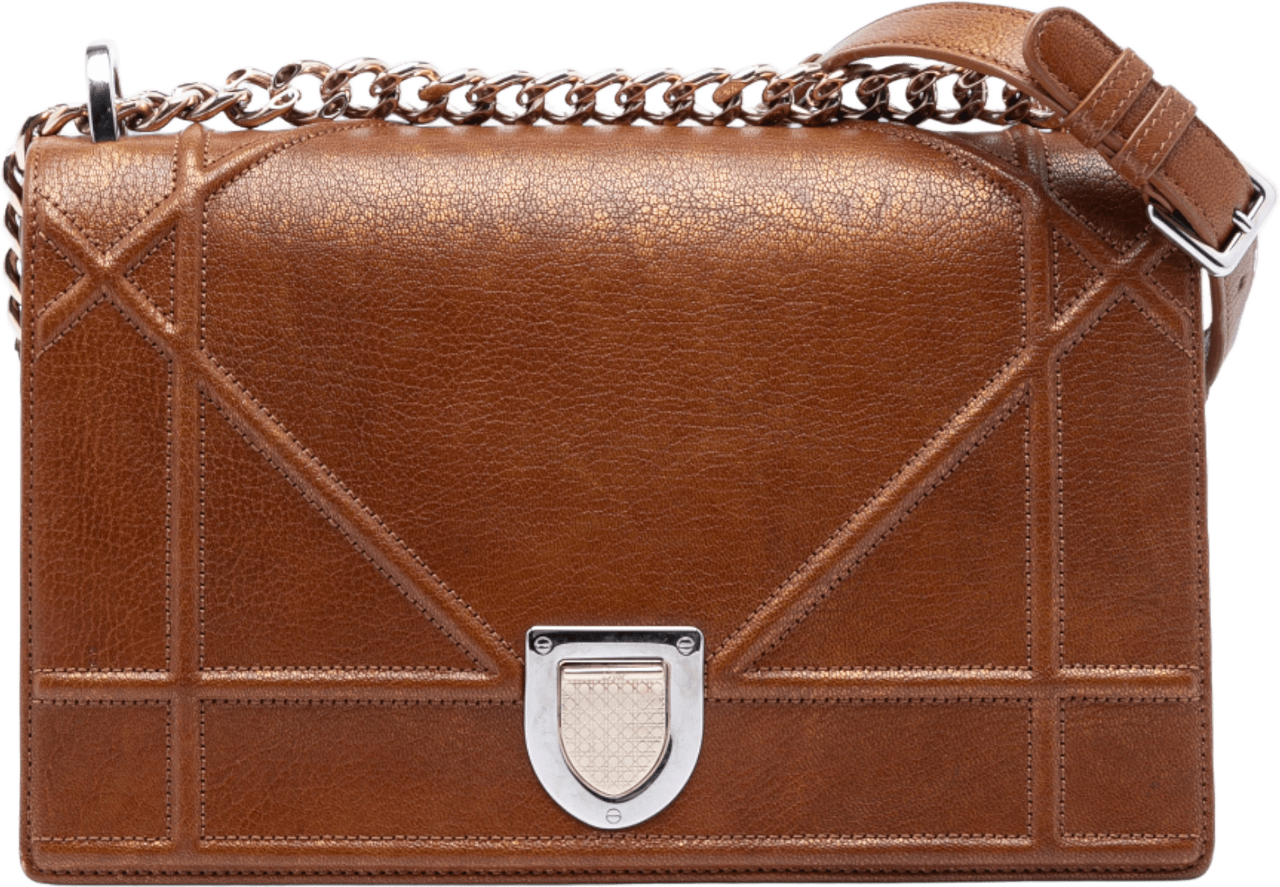 Dior Medium Goatskin Diorama Flap, från Luxclusif, i färgen bronze.