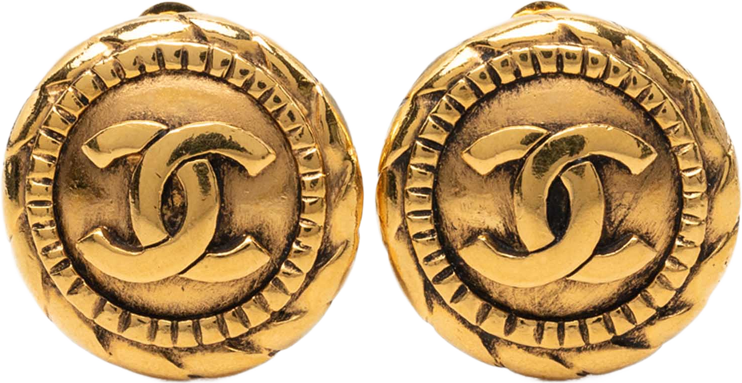 Chanel Cc Gold Plated Round Clip On Earrings, från Luxclusif, i färgen guld.