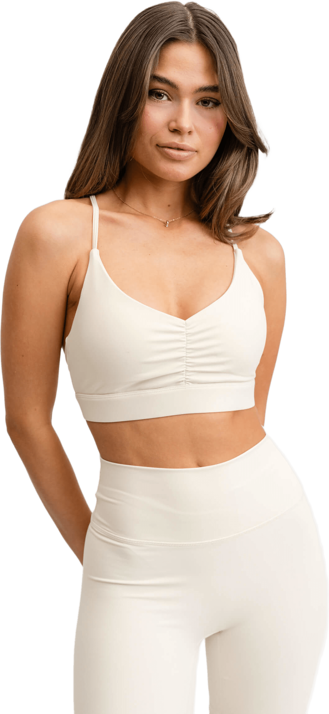 Ultimate Ruched Sports Bra, från Drop of Mindfulness, i färgen cream white.