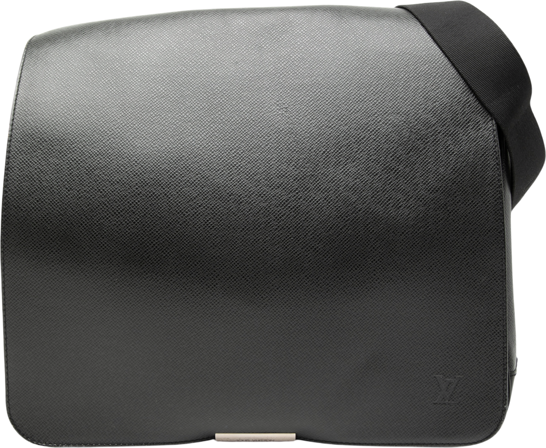 Louis Vuitton Taiga Viktor, från Luxclusif, i färgen black.