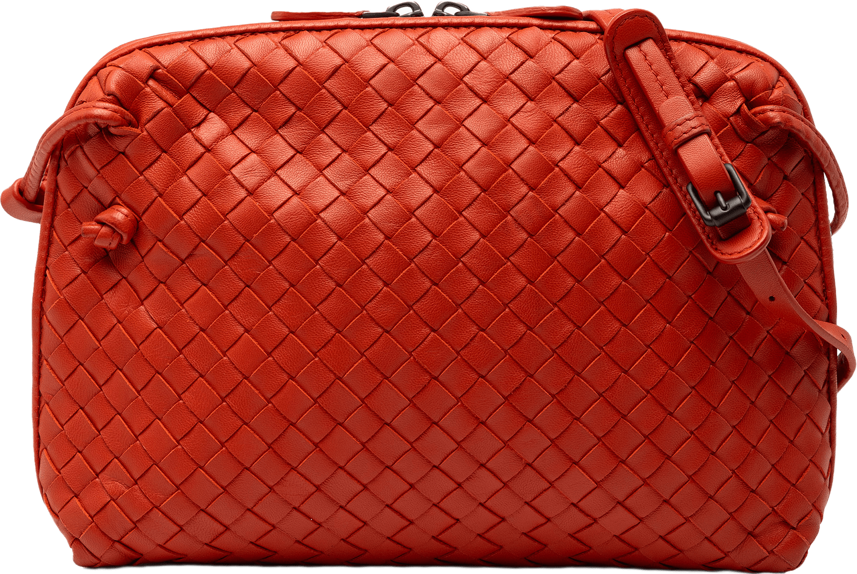 Bottega Veneta Nappa Intrecciato Nodini Crossbody, från Luxclusif, i färgen red orange.