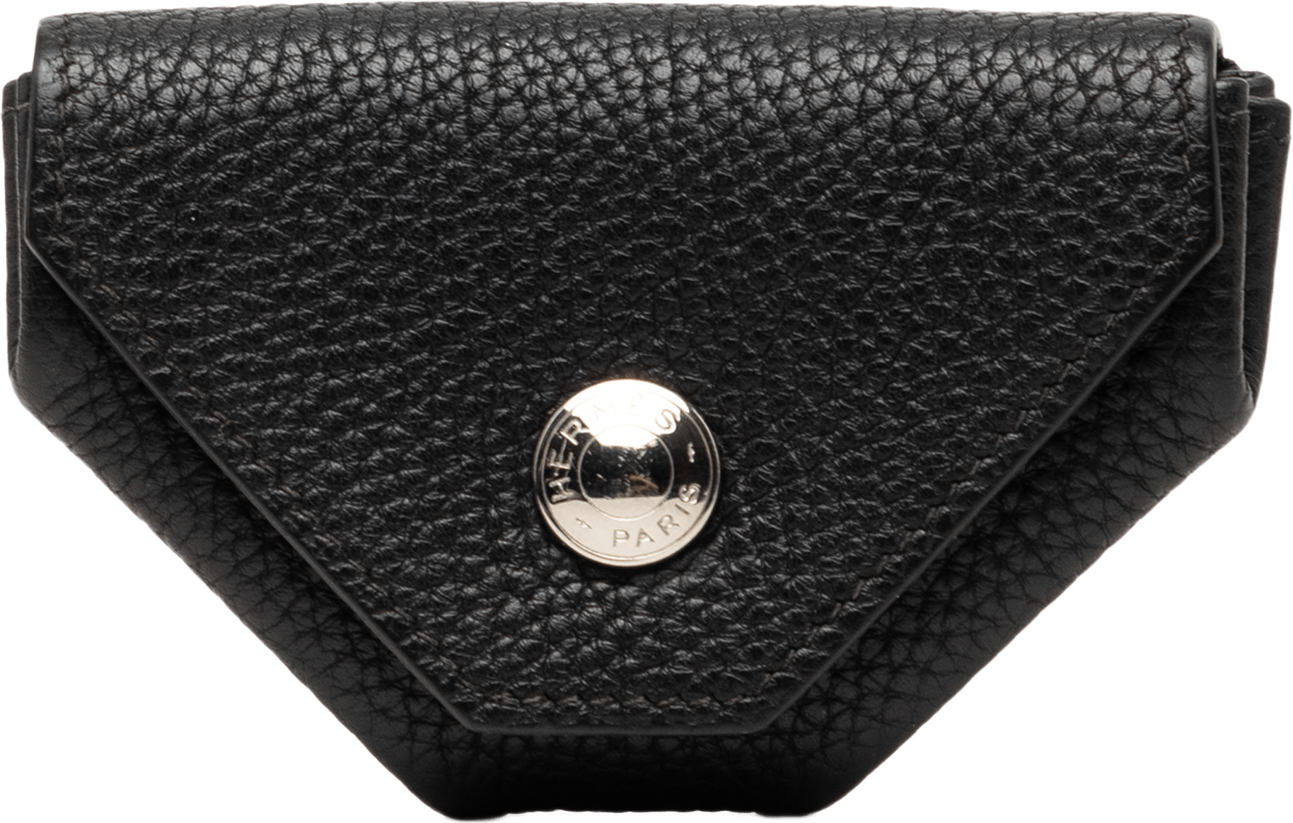 Hermès Chevre Le Vin Quatre Coin Purse, från Luxclusif, i färgen svart.