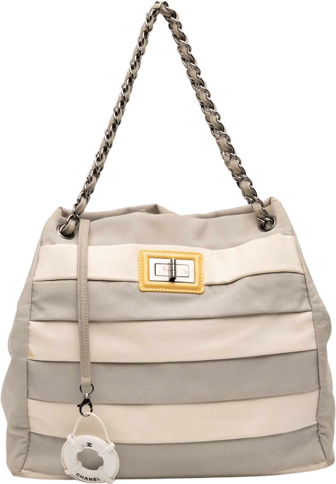 Chanel Bicolor Nylon Grosgrain Reissue 2.55 Shopping Tote, från Luxclusif, i färgen gray.