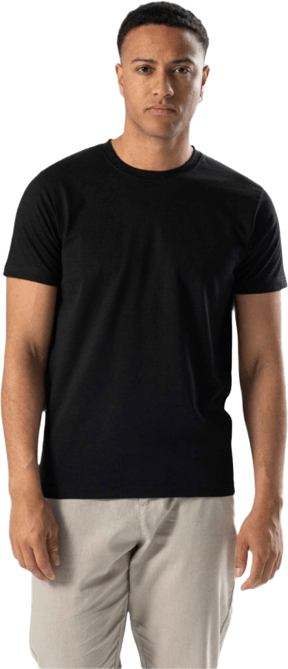 Vanlig T-shirt, från TeeShoppen, i färgen svart.