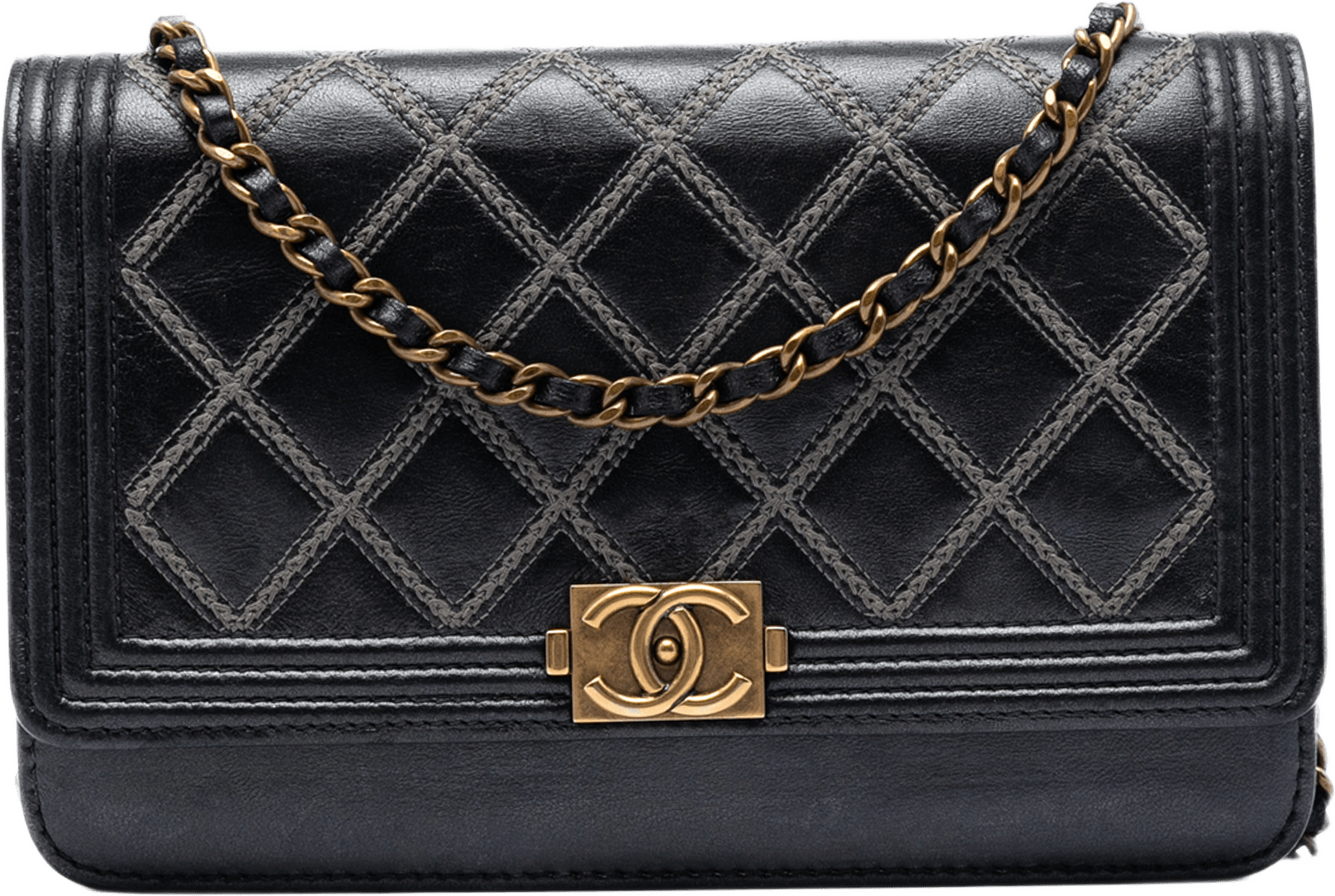 Chanel Quilted Lambskin Double Stitch Boy Wallet On Chain, från Luxclusif, i färgen black.