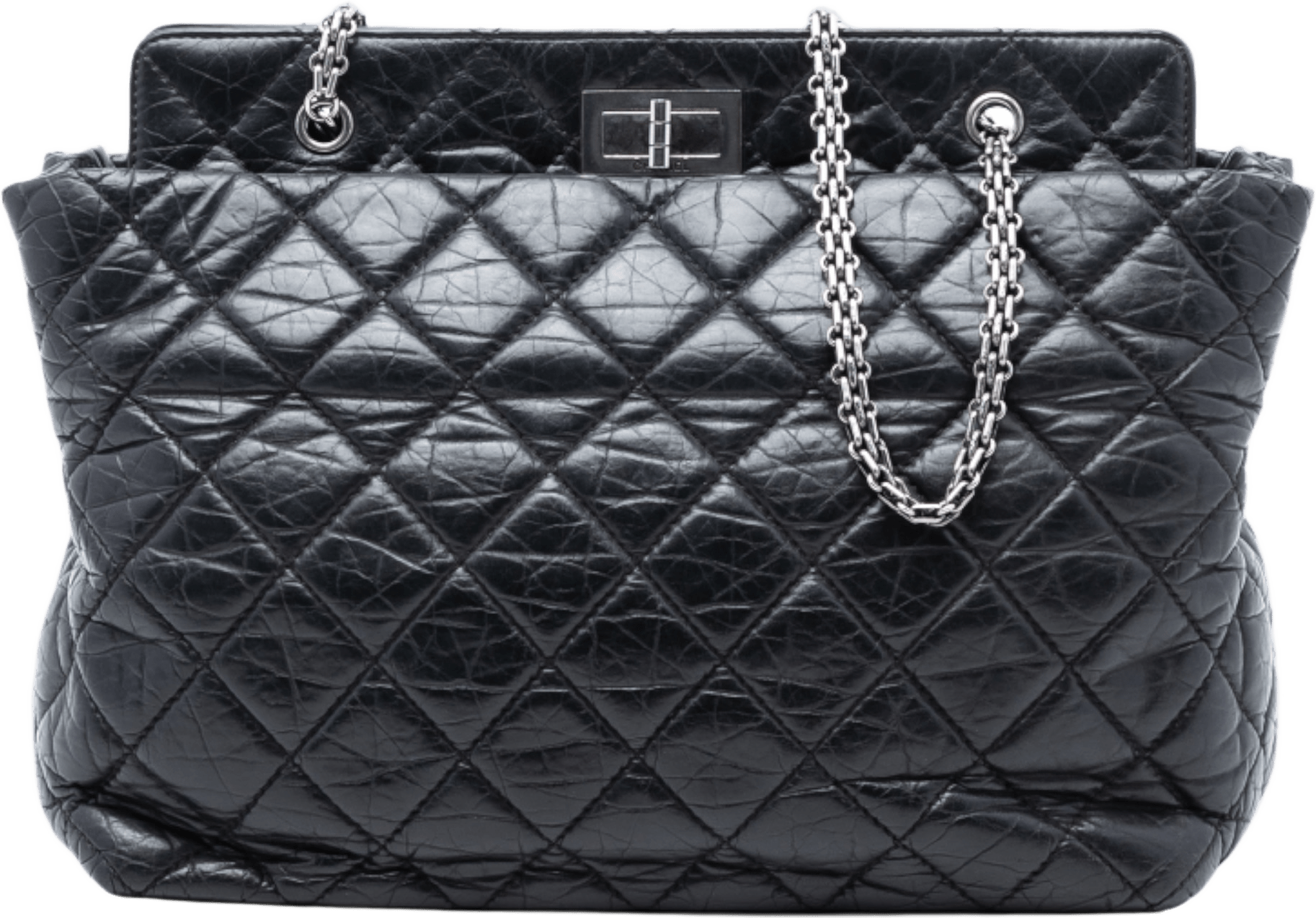 Chanel Quilted Aged Calfskin Reissue 2.55 Tote, från Luxclusif, i färgen black.