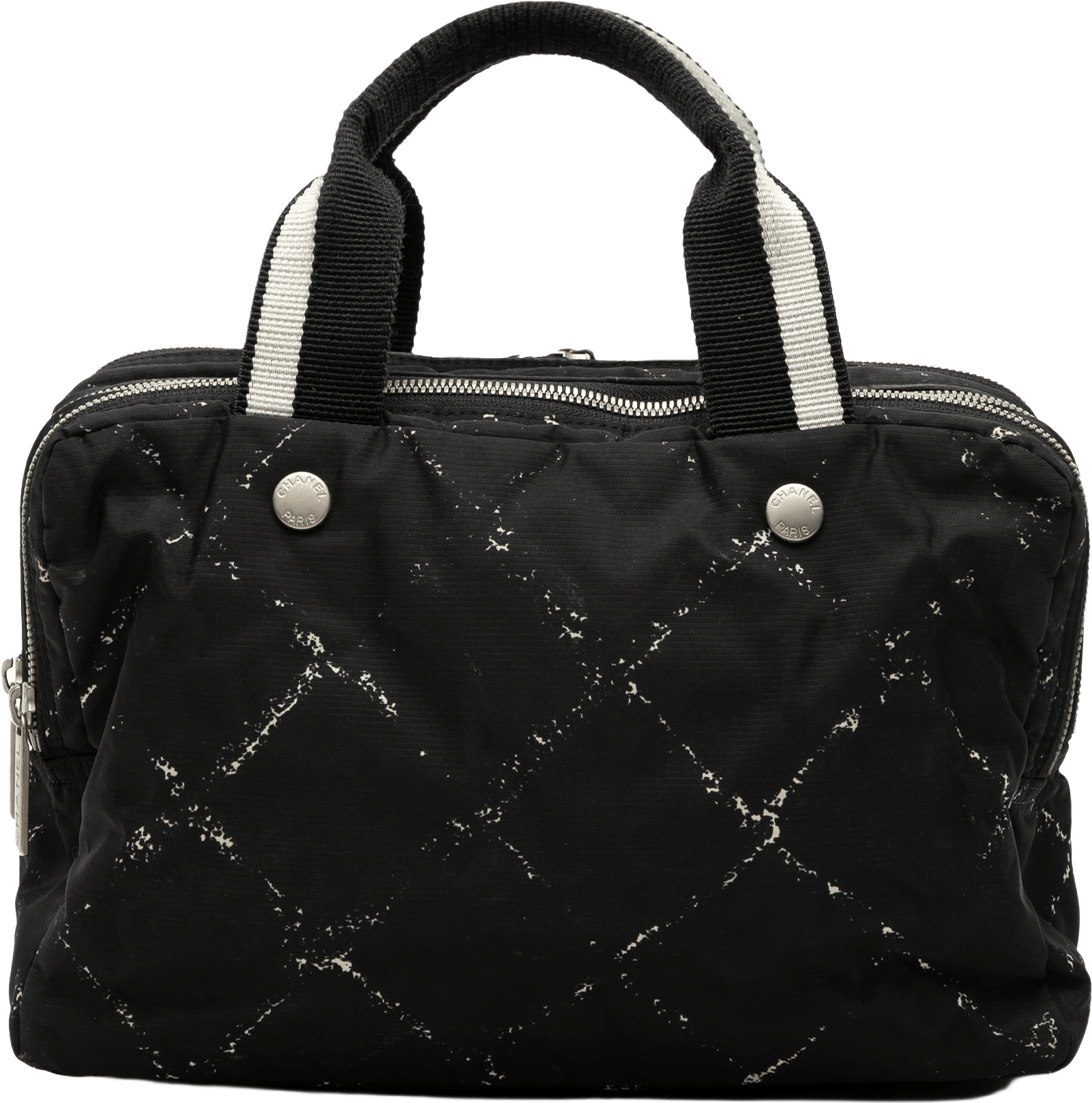 Chanel Old Travel Line Nylon Handbag, från Luxclusif, i färgen black.
