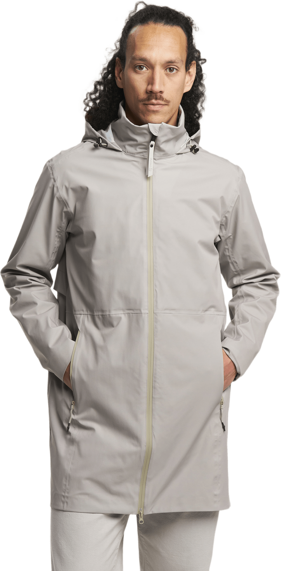 Cloudburst Coat Men, från Tenson, i färgen beige.