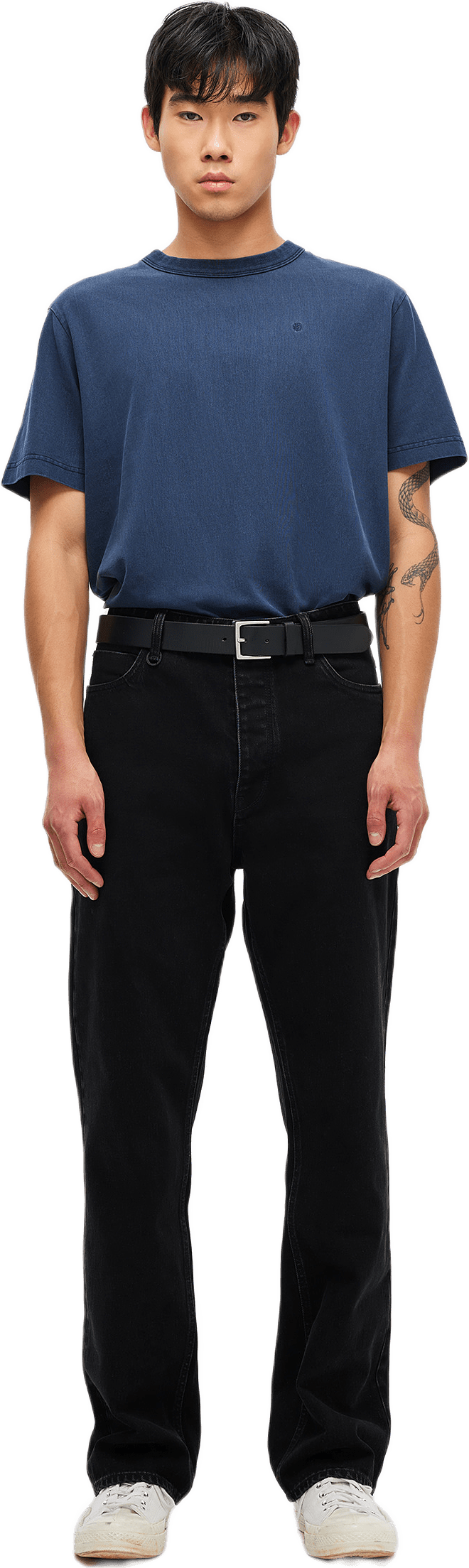Cave Tee, från Neuw, i färgen navy.