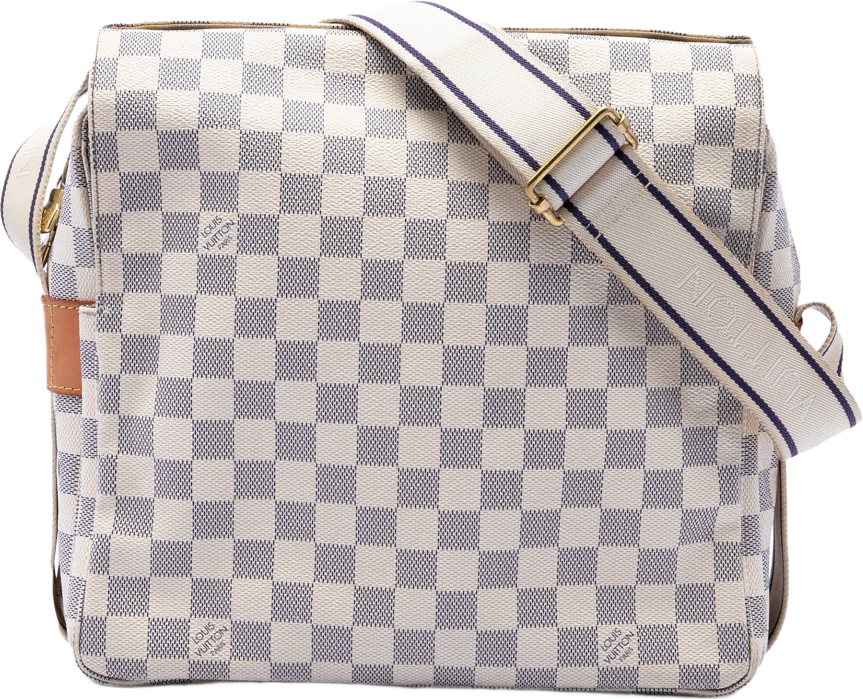 Louis Vuitton Damier Azur Naviglio, från Luxclusif, i färgen vit.