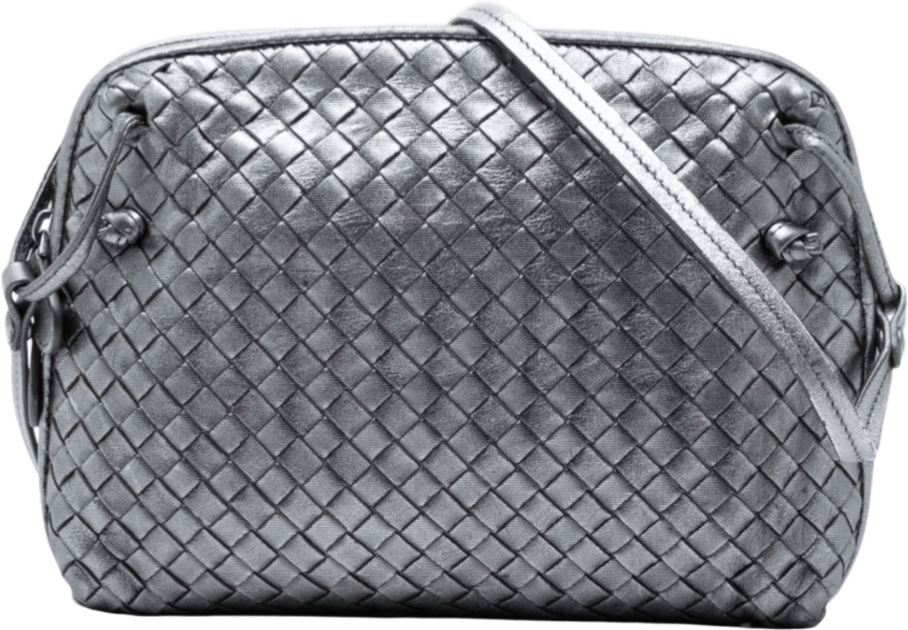 Bottega Veneta Metallic Nappa Intrecciato Nodini Crossbody, från Luxclusif, i färgen silver.
