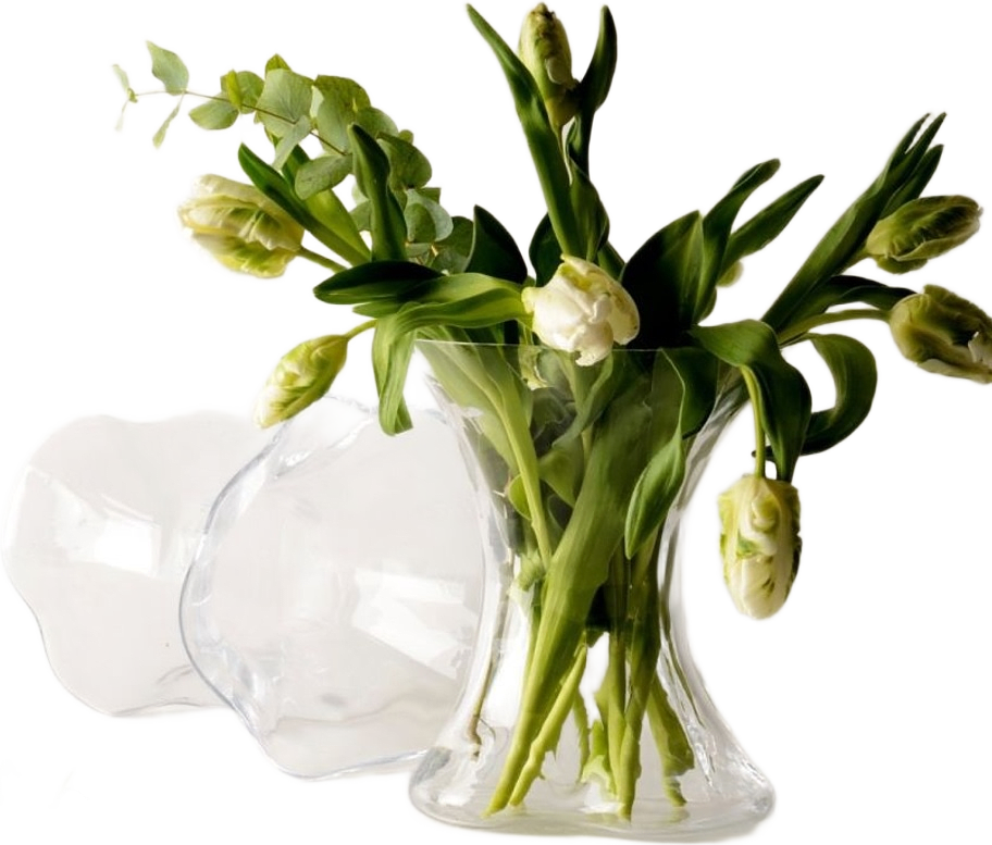 Vas Tulpe, från Fvorm, i färgen transparent.