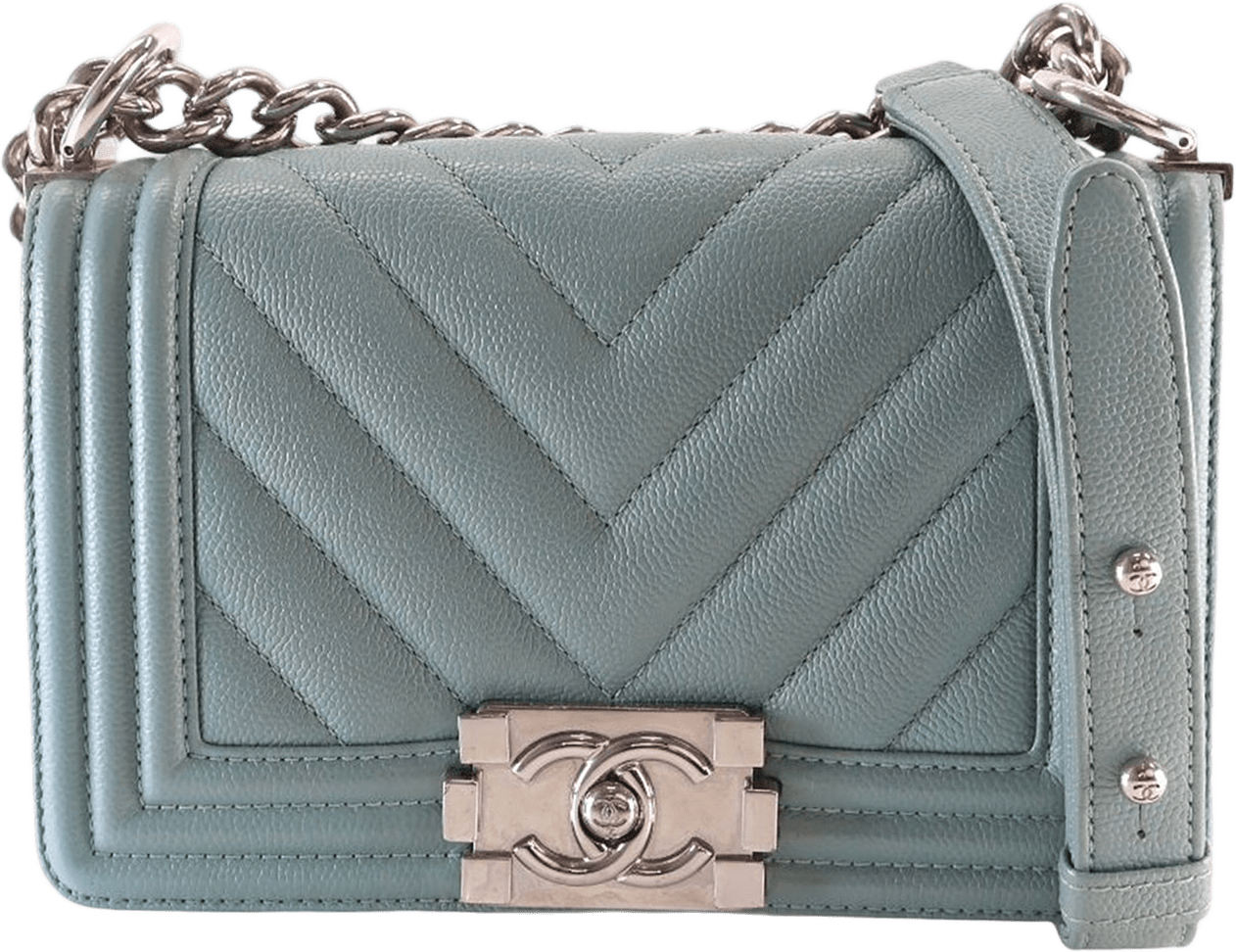 Chanel Small Chevron Caviar Boy Flap, från Luxclusif, i färgen light blue.