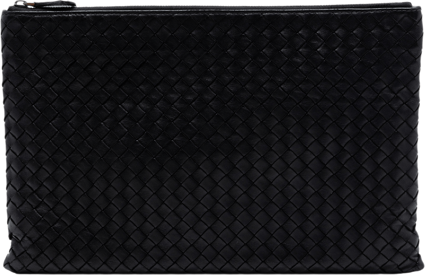 Bottega Veneta Nappa Intrecciato Clutch, från Luxclusif, i färgen black.