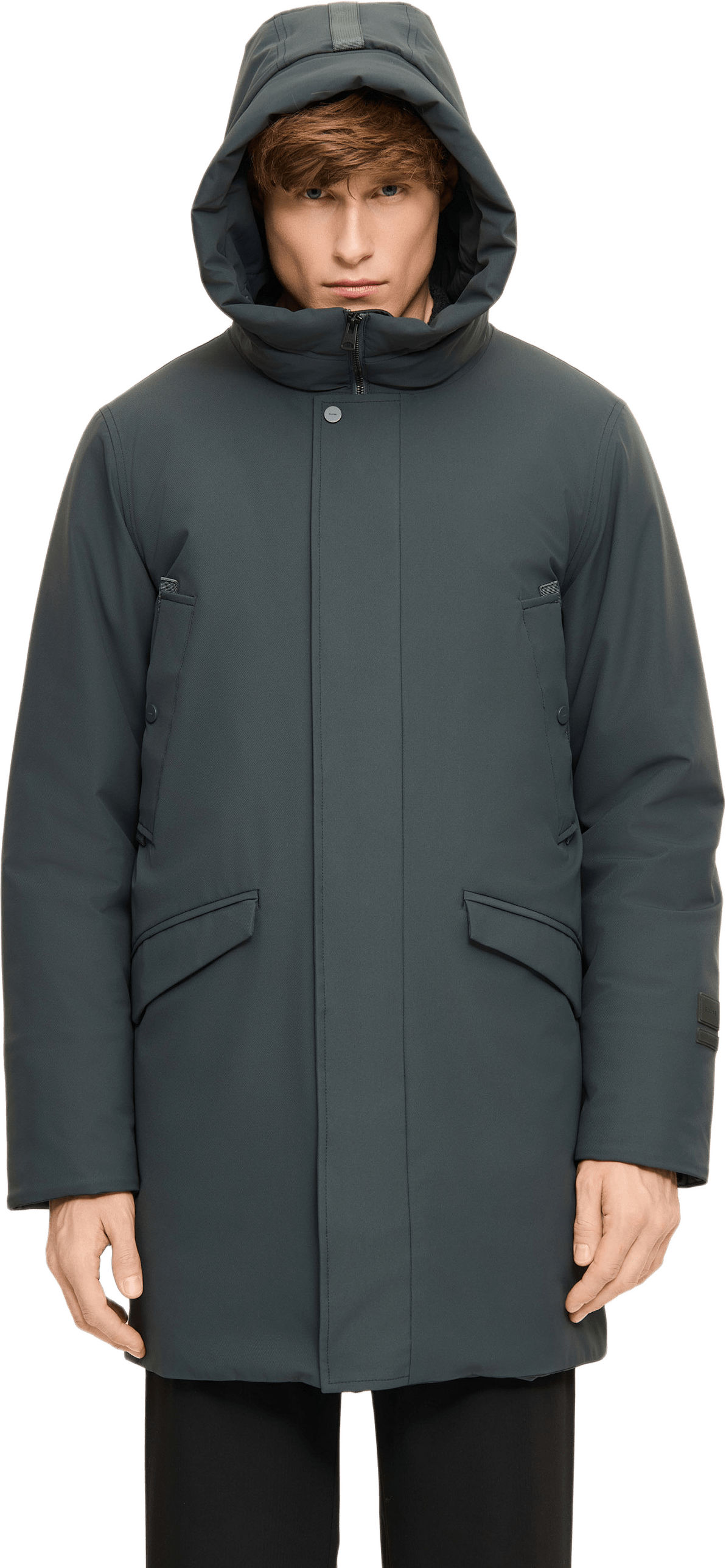 Alrik, från ELVINE, i färgen coal green.