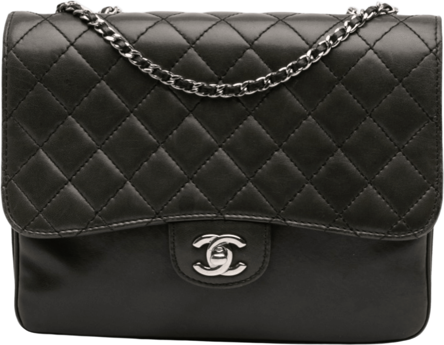 Chanel Medium Quilted Lambskin Clams Pocket Flap, från Luxclusif, i färgen black.