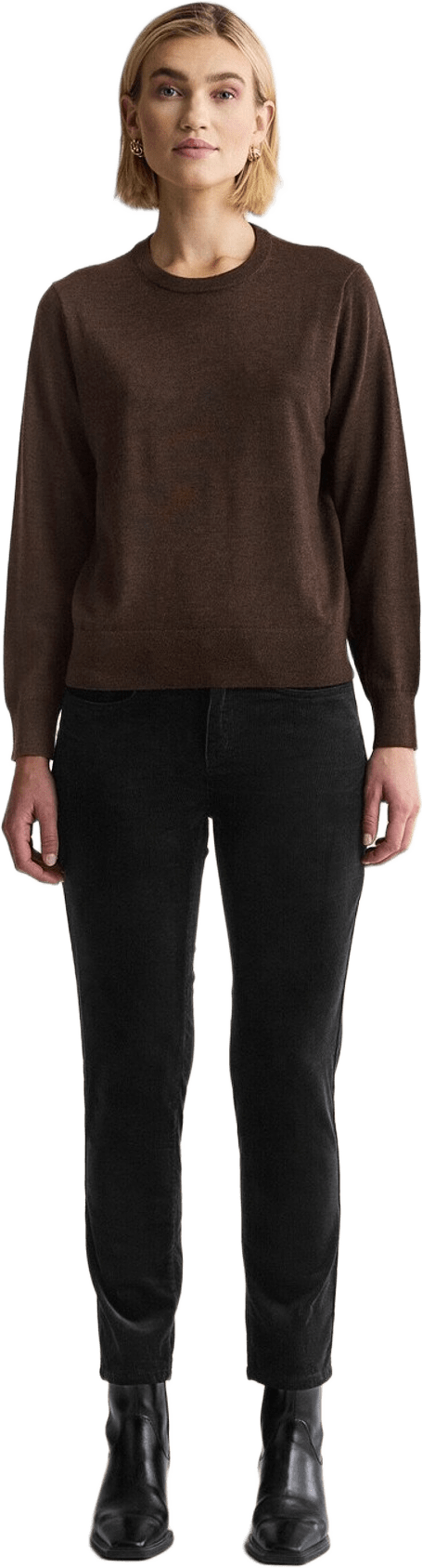 Byxa Cord Nora, från Newhouse, i färgen svart.