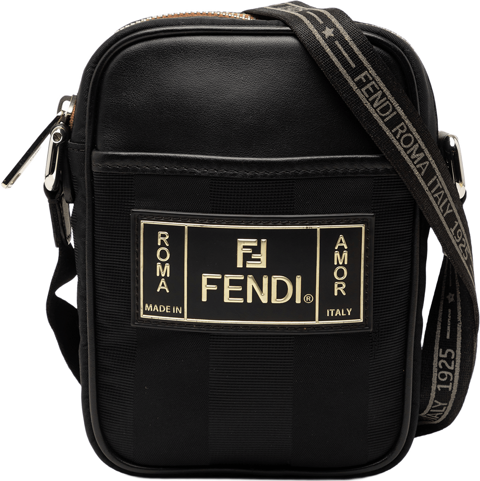 Fendi Small Pequin Nylon Roma Amor Messenger Bag, från Luxclusif, i färgen black.