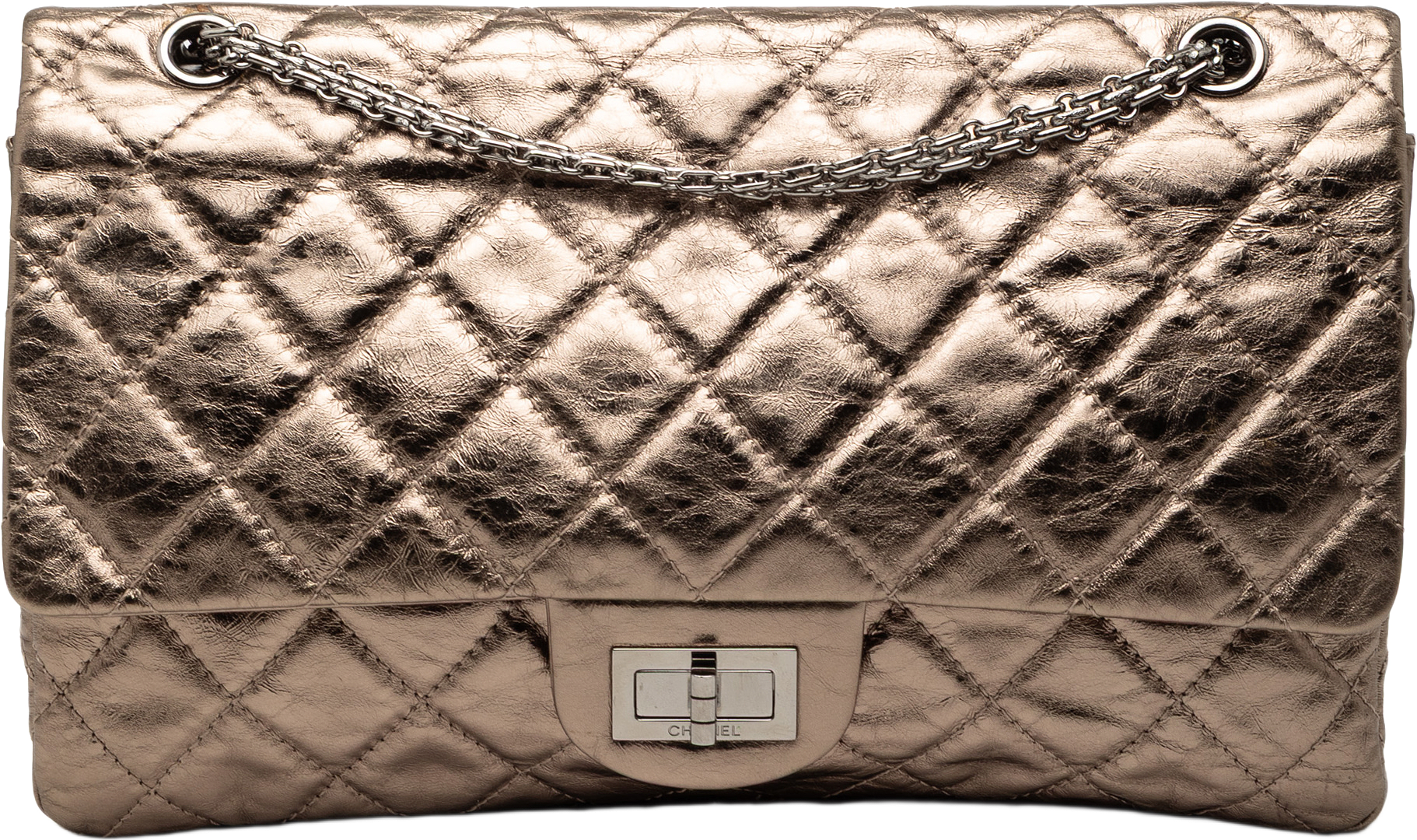Chanel Metallic Aged Calfskin Reissue 2.55 Double Flap 227, från Luxclusif, i färgen gold.