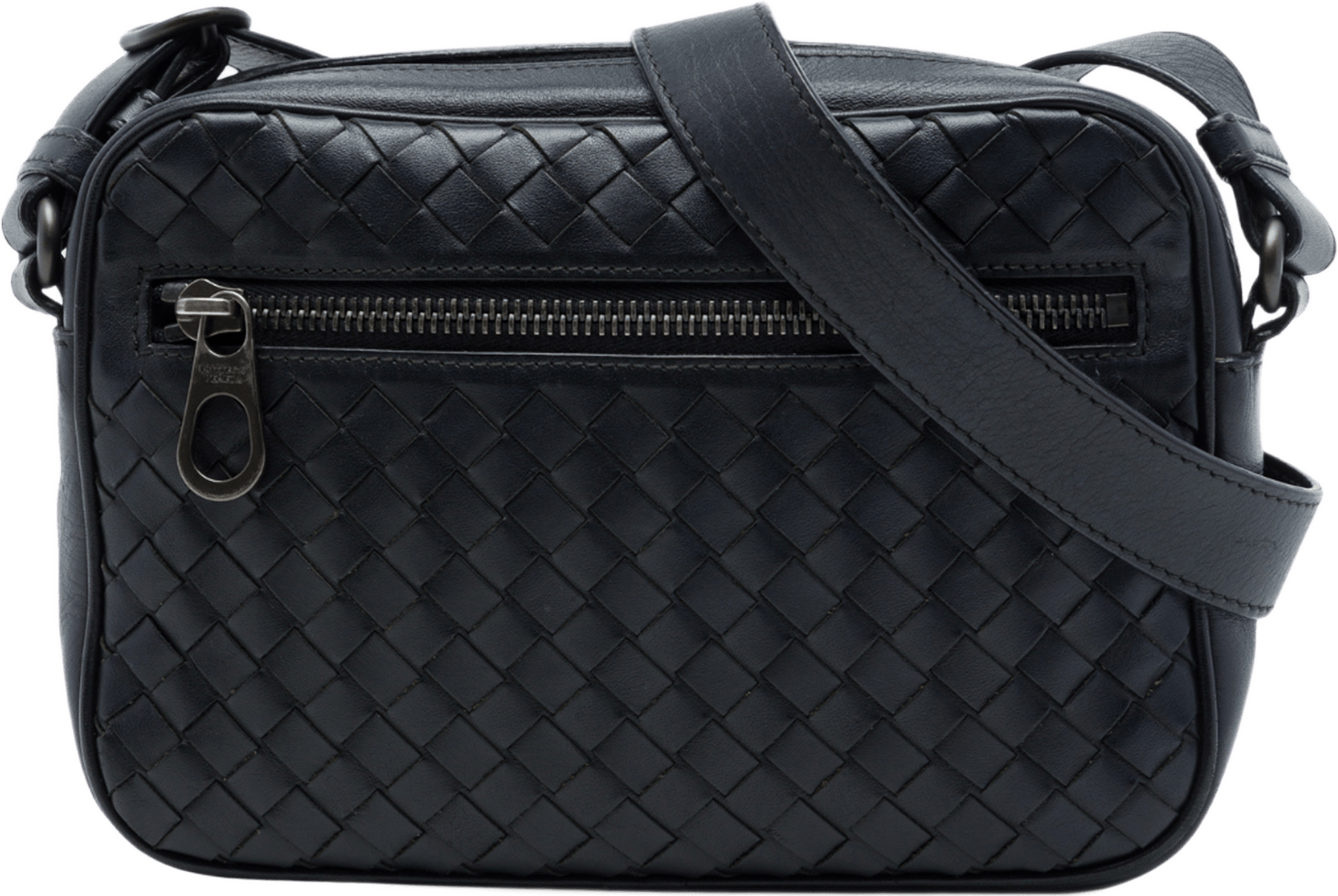 Bottega Veneta Nappa Intrecciato Camera Bag, från Luxclusif, i färgen svart.